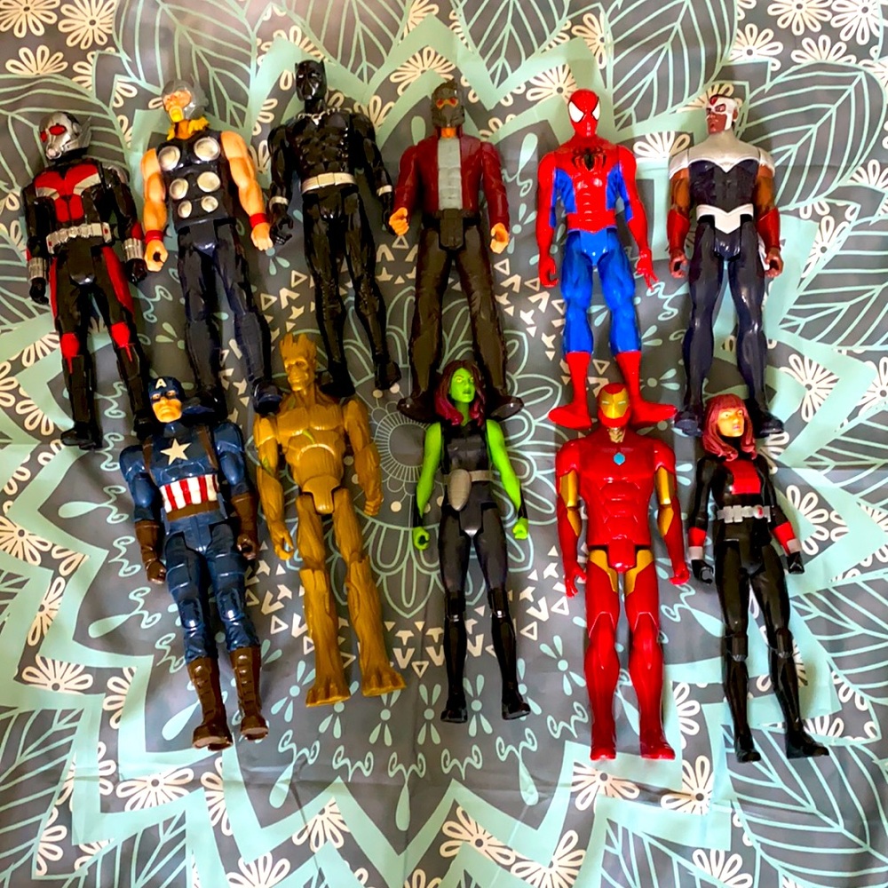 Avengers/Marvel action figures